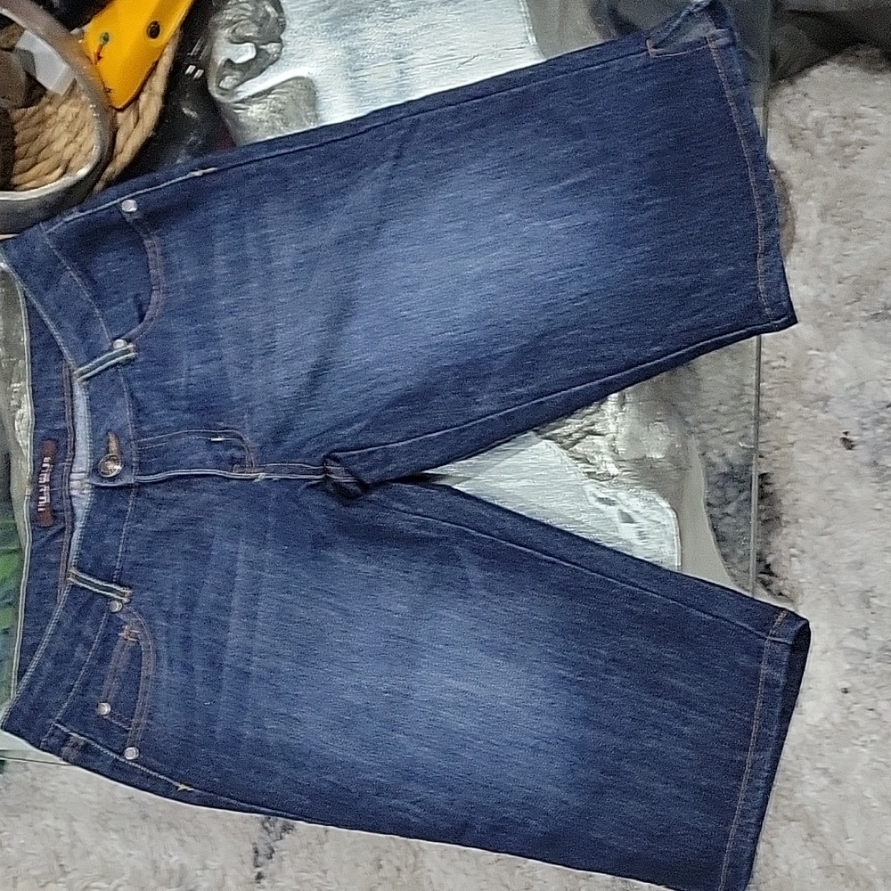 Womens  The Limited Bermuda  Jean Shorts sz 8 nwot